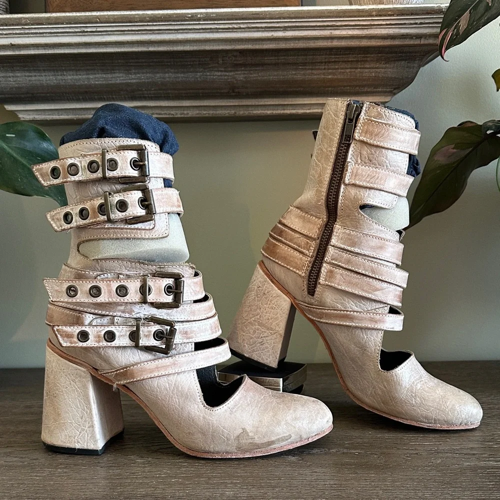 Freebird by Steven Tali Size 9 - Picture 2 of 5